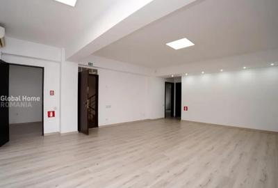 Casă cu 10 camere cu Canalizare în Victoriei - 1