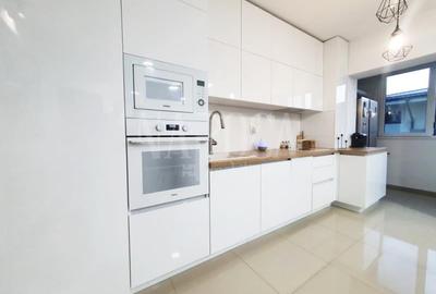 Apartament 2 camere de vanzare in Floresti - 2