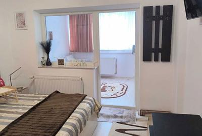 Apartament cu 2 camere decomandat în Ultracentral - 2