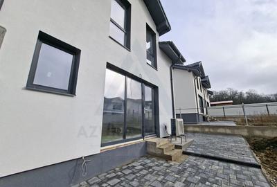 Casa moderna 4 camere 2 bai 3 locuri parcare si pivnita in Cisnadie - 1
