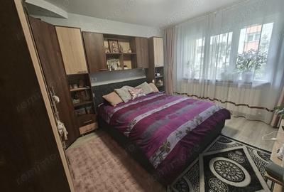 Apartament 3 camere 50mp Garofi?ei - 8