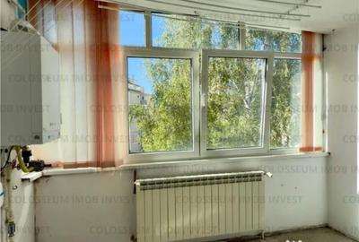 Apartament cu 3 camere decomandat în Griviței - 9