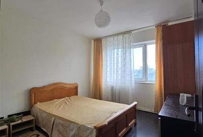 Apartament cu 2 camere semidecomandat în Podu Roș - 3