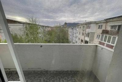 Apartament de vanzare cu 3 camere, 69 mp, zona Salajanca - 9