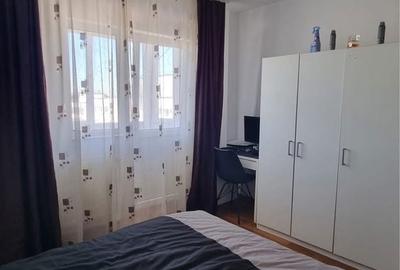Apartament cu 3 camere decomandat în Între Lacuri - 1