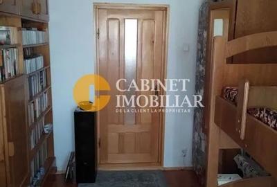 Nicolina - 4 Camere Decomandat - Etaj Intermediar +2 Bai -Bloc 1990 - 4