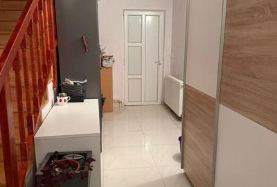 Casă cu 4 camere în Central - 7
