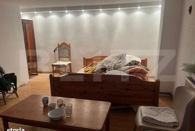 Casă cu 4 camere în Leamna de Sus - 8