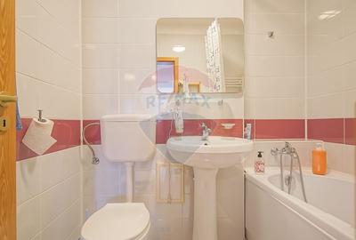 Apartament cu 3 camere decomandat, mobilat în Tractorul - 11