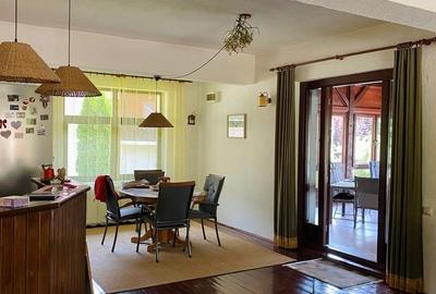 Casă cu 5 camere cu Teren 500 Mp în Central - 8