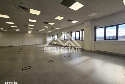 Spațiu comercial, de 580 mp, în Central - 3