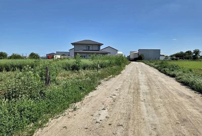 Teren Construcții intravilan de 340 mp, în Vest - 1