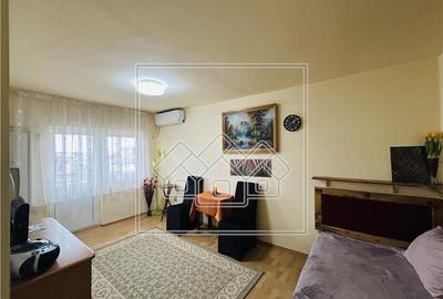 Garsoniera de vanzare in Sibiu - 26 mp utili+balcon- Zona Siretului - 1
