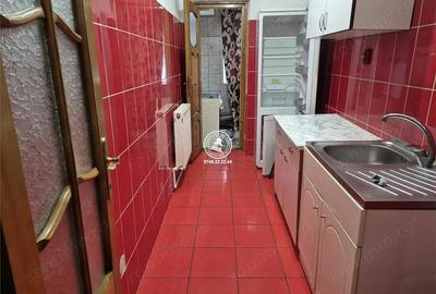 Garsonieră decomandată în Dacia - 4