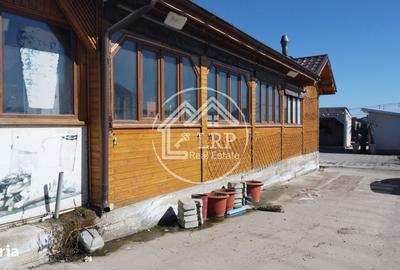 Spațiu comercial, de 318 mp, în Central - 4