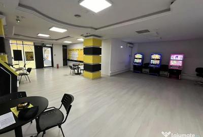 Spațiu comercial, de 100 mp, în Central - 4