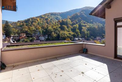 Penthouse cu 4 camere decomandat în Schei - 24