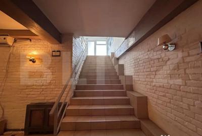 Spațiu comercial, de 230 mp, în George Enescu - 2