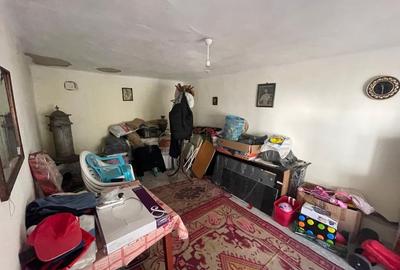 Casa parter bilaterala cu teren de 401mp si toate utilitatile in Catargiu - 10