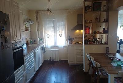 Apartamen 3 camere Nufaru Oradea - 3