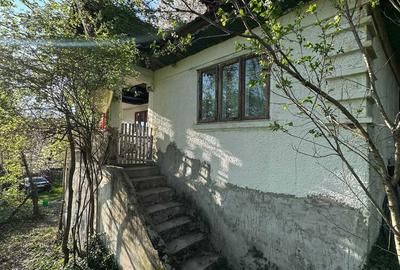 Casă cu 4 camere în Valea Stâlpului