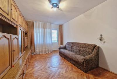 3 camere decomandate, zona Simion Barnutiu, et. 2, disponibil imediat! - 2
