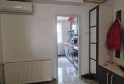 Apartament cu 3 camere decomandat în Central - 4