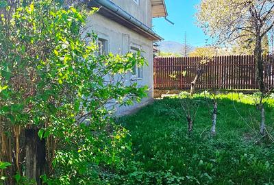Casă cu 5 camere cu Teren 1200 Mp în Sud-Est - 1