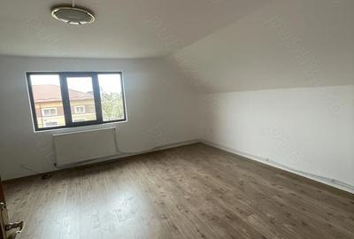 Casă cu 2 camere cu Teren 2056 Mp în Buzești - 5