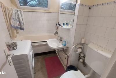 Apartament cu 3 camere semidecomandat în Central - 5
