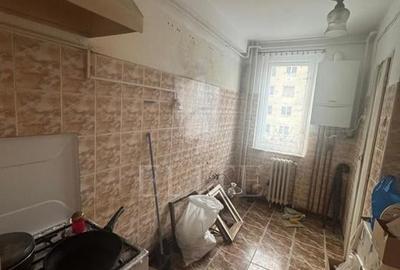 Apartament 4 camere în zona STRAZII SCARISOARA - 5