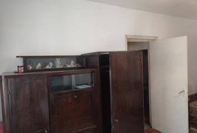 Garsonieră decomandată în 1 Mai - 7