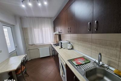 Apartament cu 2 camere decomandat în Republicii - 10