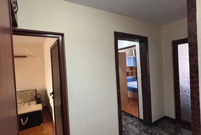 Apartament cu 2 camere decomandat în Gării - 2