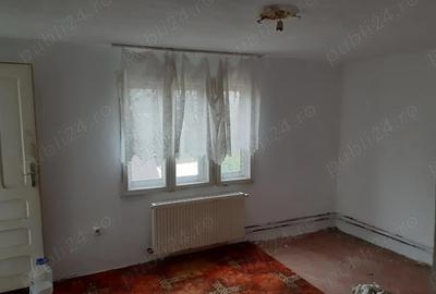 Casă cu 3 camere cu Teren 316 Mp în Central - 2