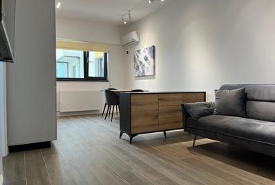 Proprietar vand studio 2 camere metrou Petrache Poenaru- gata de mutare - 7