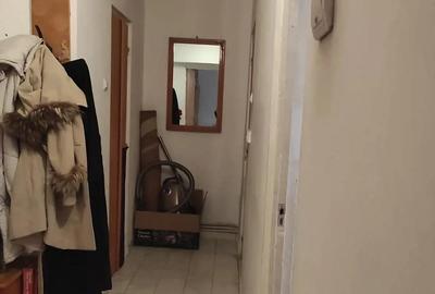 Ap cu o camera pe B-dul 22 Decembrie - 10