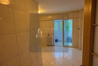 Apartament cu 4 camere semidecomandat în Unirii - 16
