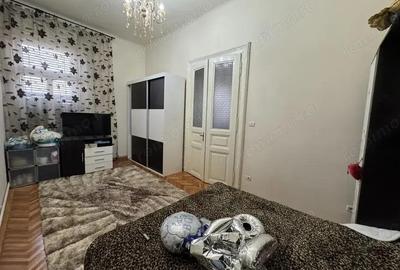 2 cam curte privata GARAJ boxa zona Maria - 1