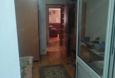 Un apartament cu lini?te ?i lumina de inchiriat in Obcini, Suceava - 9