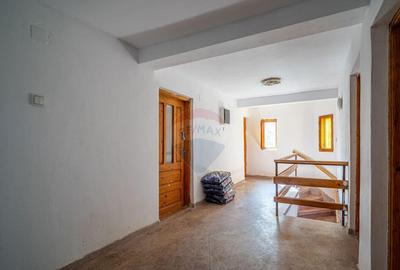 Casa D+P+E cu teren 1023 mp, Slanic Prahova - 7