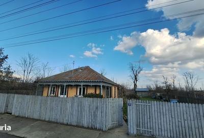 Casă cu 4 camere cu Teren 117 Mp în Tufești - 2