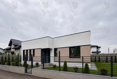 Casă individuală cu 4 camere cu Teren 429 Mp în Berceni