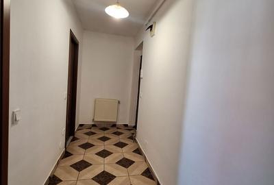 Garsonieră decomandată, mobilată în Florești - 1