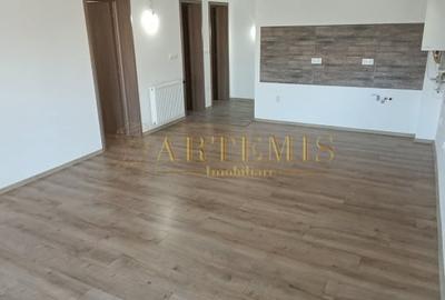 Apartament de 3 camere, semidecomandat, 72 mp., zona Libertatii.