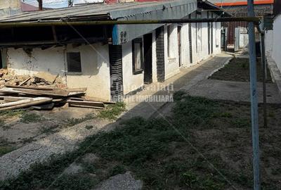 Teren de 216 mp, în Central - 3