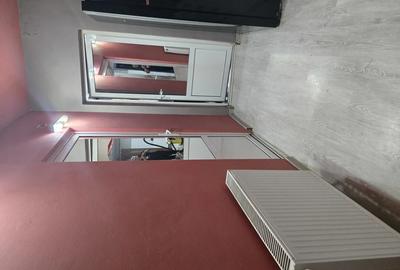 Vand apartament la curte comuna Vand apartament la curte comuna - 4