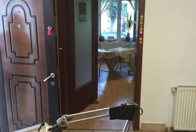 Spațiu comercial, de 32 mp, în Central