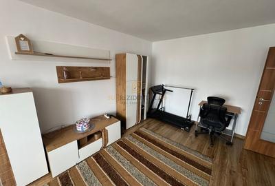 Apartament 3 camere decomandat, spatios, 5/8 -Bd.Unirii, Comision 0% - 2