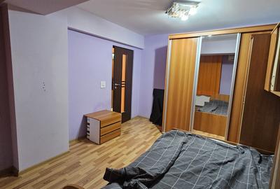 Apartament cu 2 camere decomandat în Calea Severinului - 6